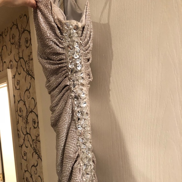 Hailey Adrianna Papell Dress - Picture 2 of 5